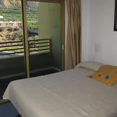 Vivienda Gallo Playa Puerto Naos *